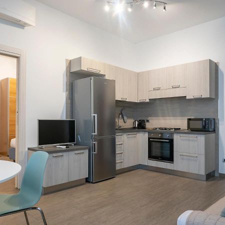 I Host Apartment - Montesuello 9 Milan Exterior photo