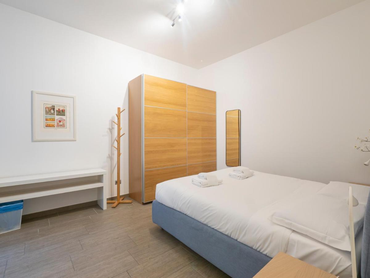 I Host Apartment - Montesuello 9 Milan Exterior photo